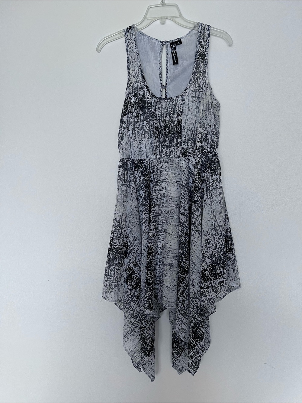 Feathers Black & White Sleeveless Midi Dress with Asymmetrical Hem Women Size M - Picture 3 of 9